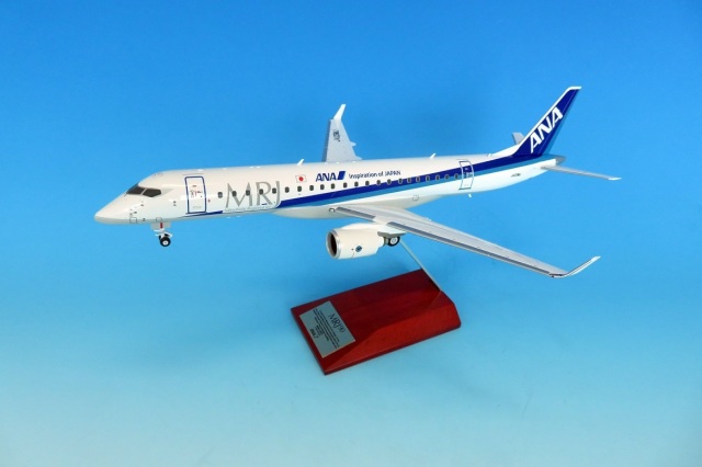 18年9月 飛行機モデル好きは 飛ぶ姿も好きに違いない ファーンボロー航空ショーで飛行展示を見た ミニカーショップガリバー ミニカーと飛行機 模型の専門店 18年9月 飛行機モデル好きは 飛ぶ姿も好きに違いない ファーンボロー航空ショーで飛行展示を見た ミニカーショップガリバー ミニカーと飛行機 模型の専門店
